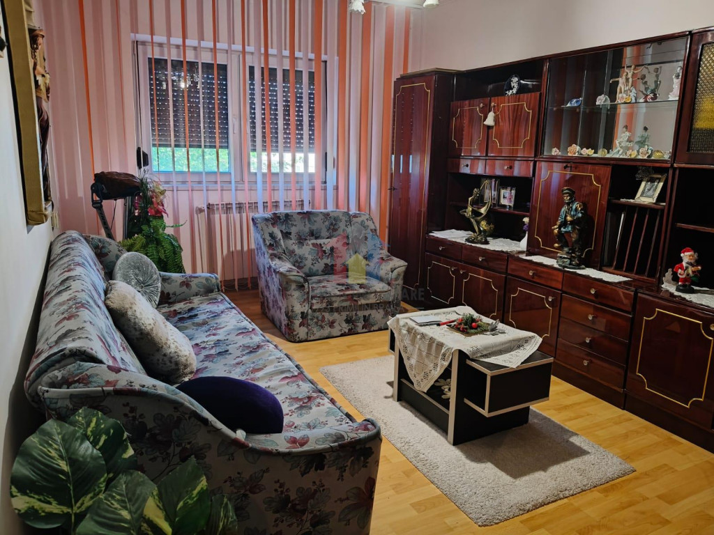 2 cam Confort 1 Decomandat 54mp Mobilat si Utilat, Radu Negr