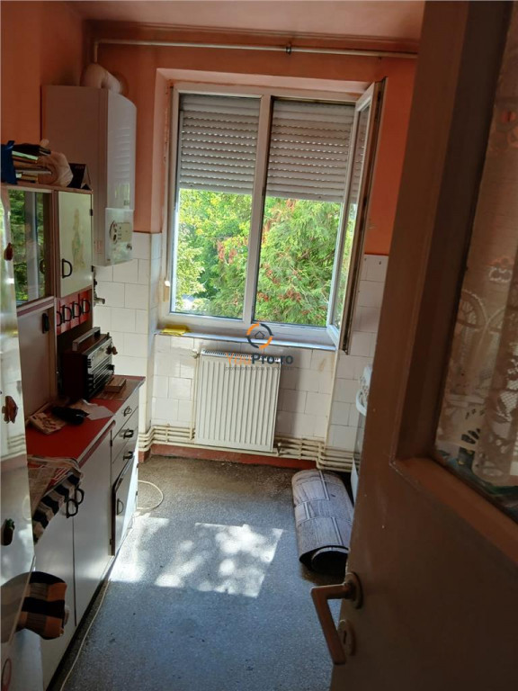 Apartament cu 2 camere etaj 2 zona Tipografilor