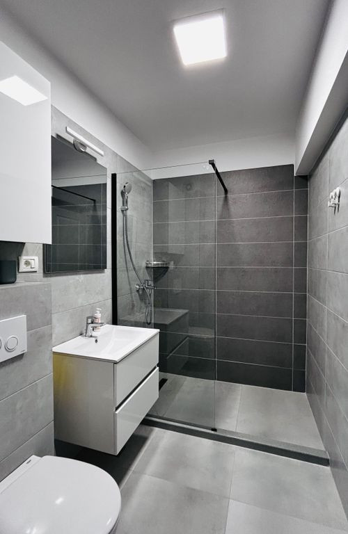 2cam.studio,vedere piscina,6min pe jos metrou Berceni