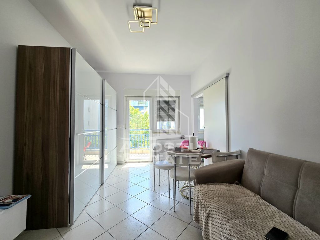 Apartament cu 2 camere, mobilat, zona Aradului