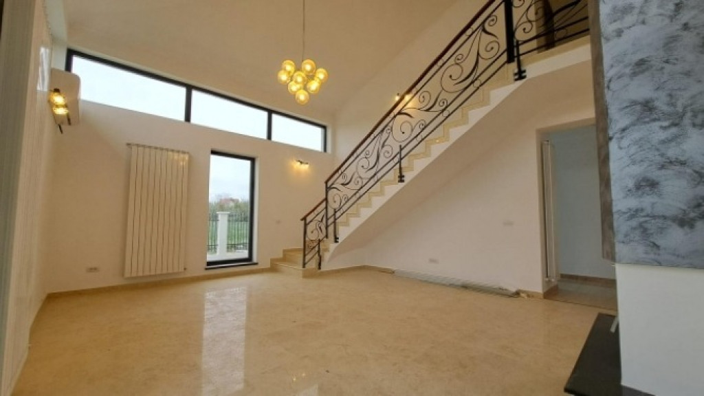 Vila 5 camere, constructie 2025, teren 500mp, zona Saftica 310.000euro