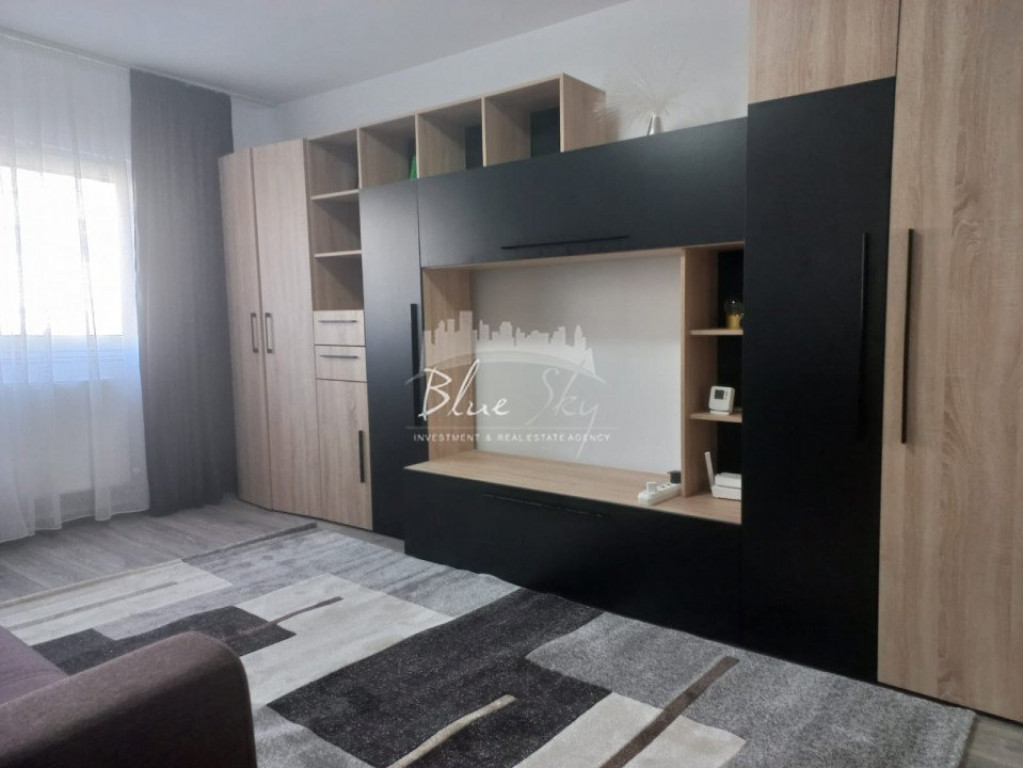 Zona Far - Apartament 2 cam, centrala gaz , prima inchiriere