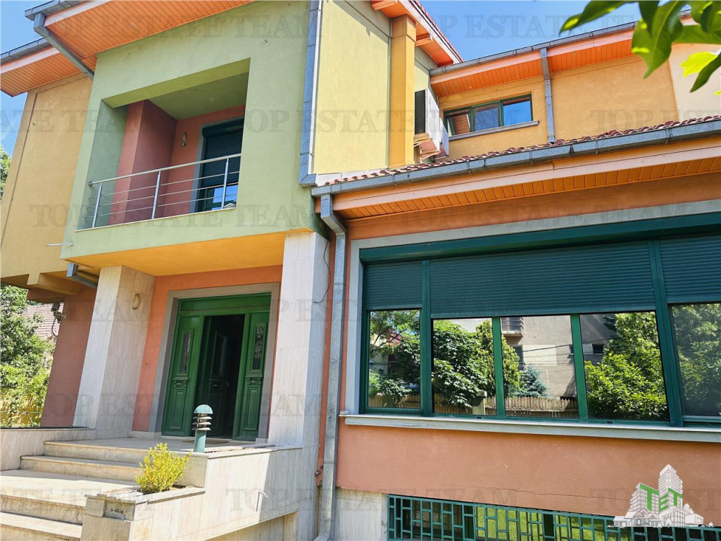 SUPER PROPIETATE, vila 709 mp construiti, teren 1213 mp, cu