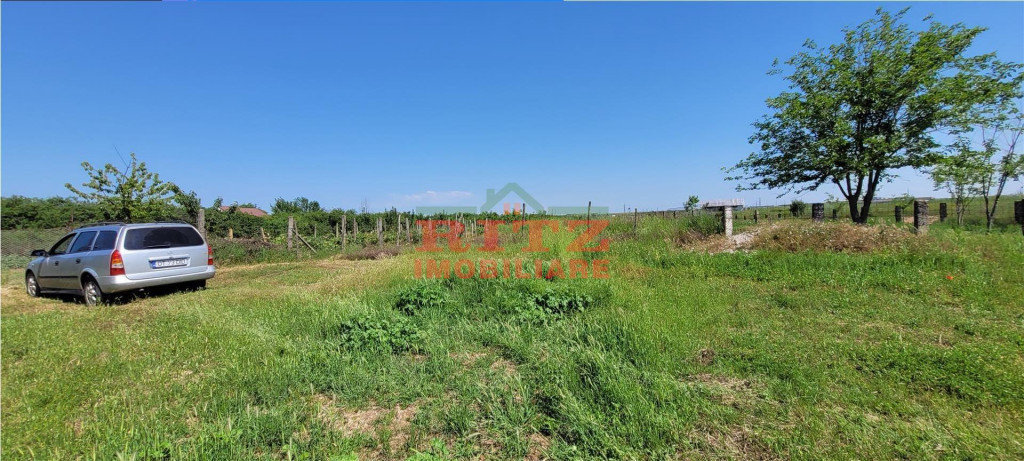 Nou! Teren intravilan 1302 mp, deschidere la 2 strazi, Milco