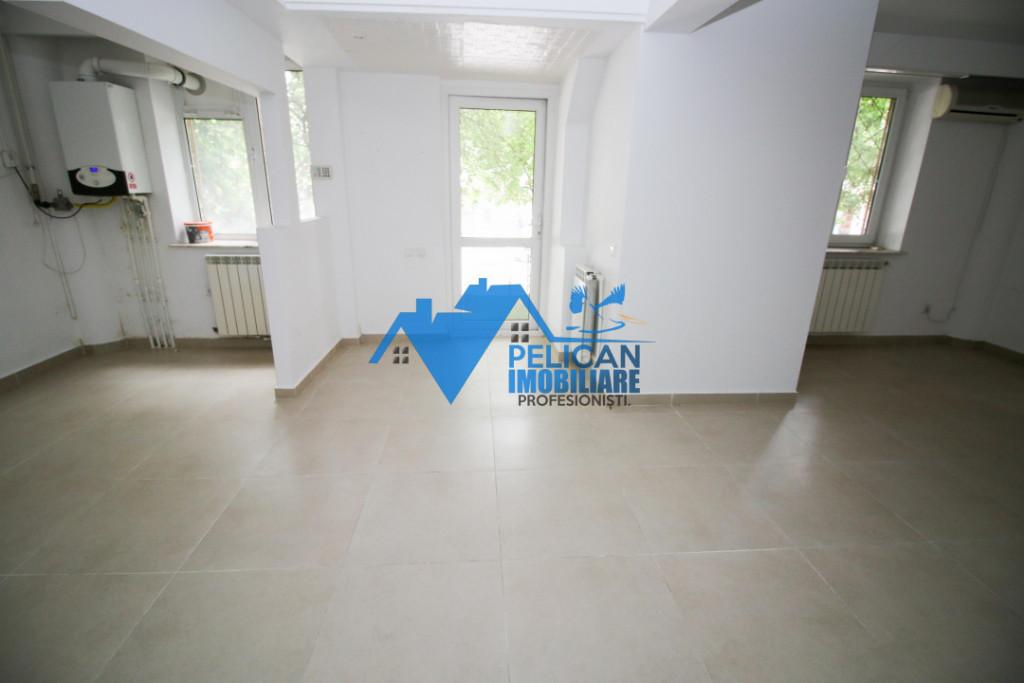 Spatiu Comercial de Inchiriat – Ultracentral, Str. Isaccei