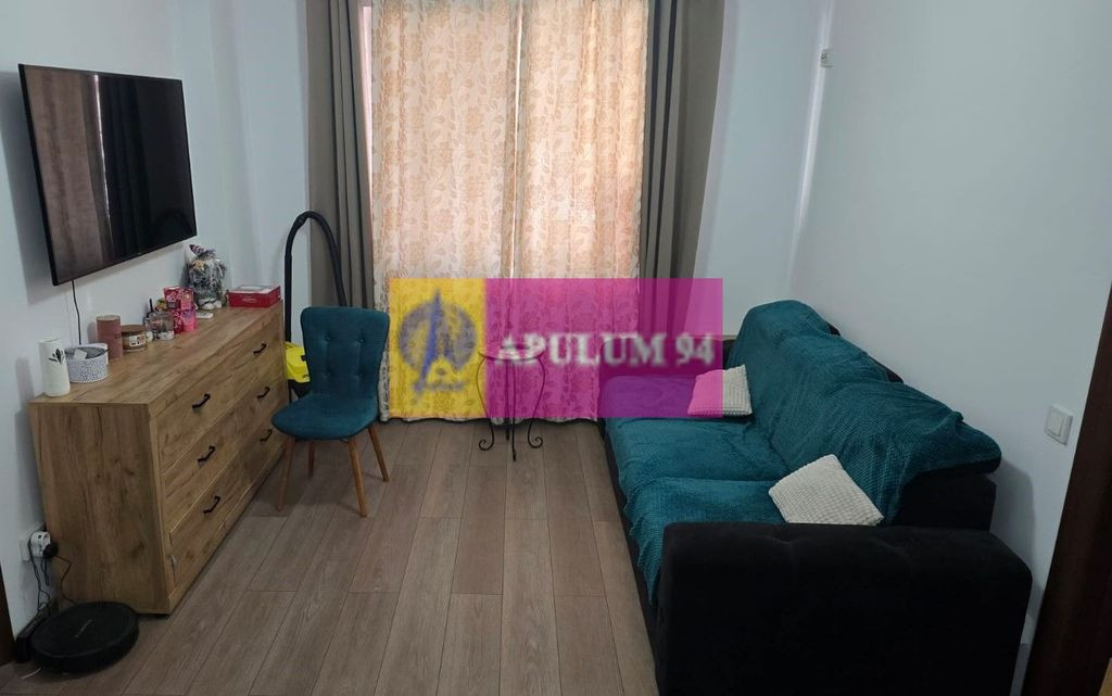 Apartament 2 camere 44mp +curte 22mp zona Metrou Aparator...