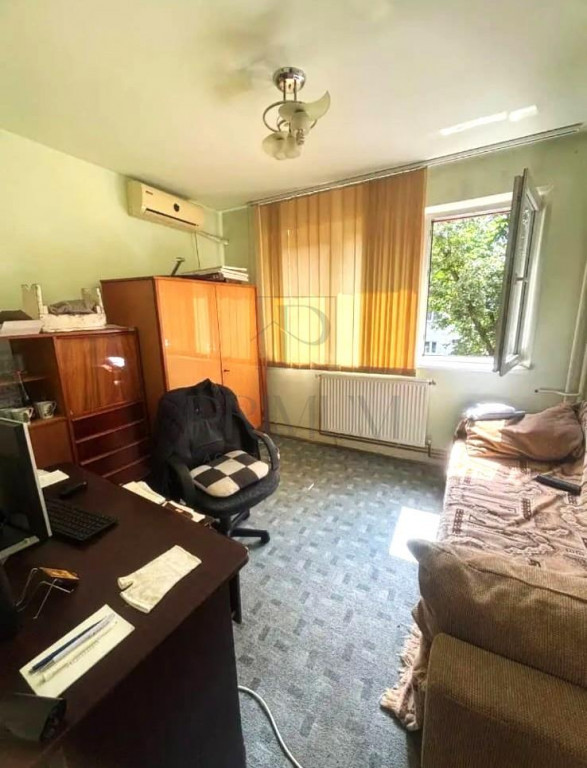 SAGULUI - BLOC IZOLAT - ETAJ 3 LIFT - 3 cam - 2 bai - debara