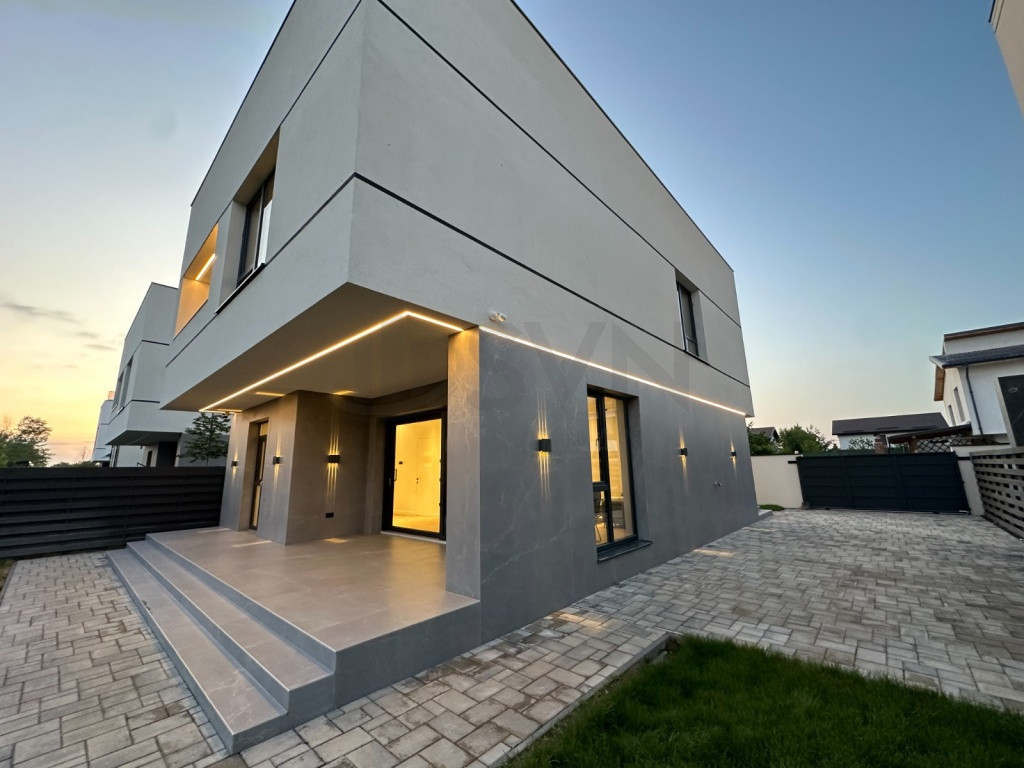 Vila de Lux in Ansamblul Von Residence I 5 Minute de Scoa...