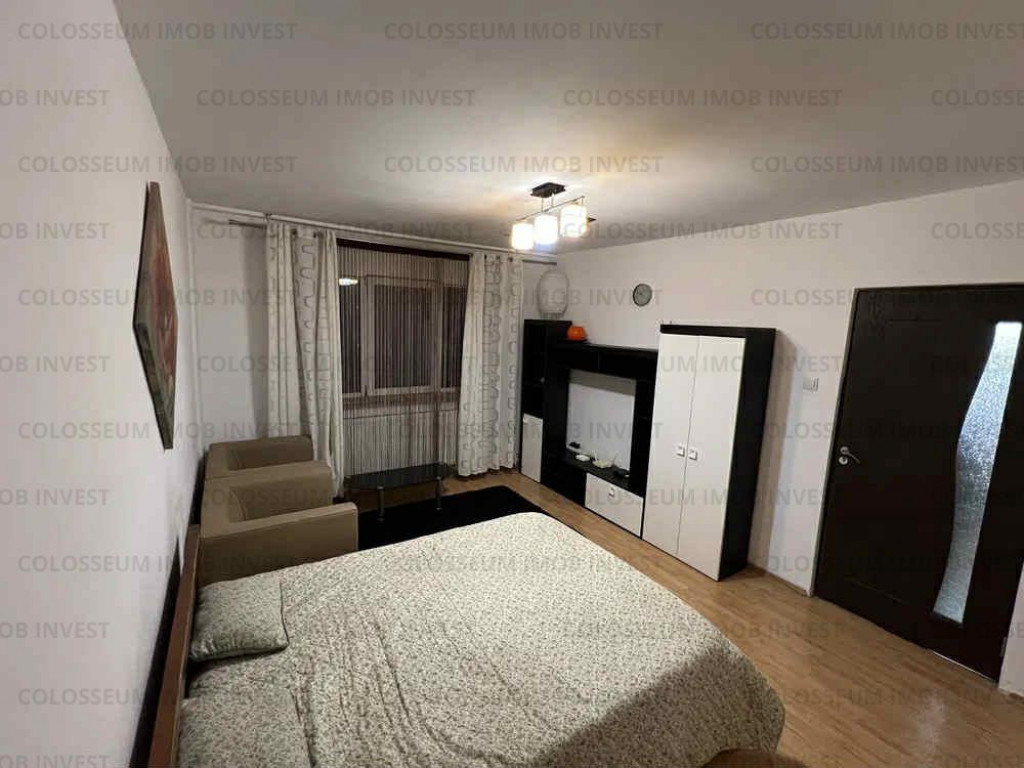 Garsoniera decomandata - zona Garii