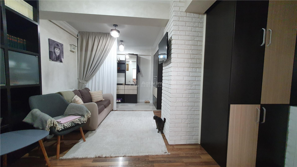 Apartament cu 3 camere decomandate - Parter - Zona George Enescu