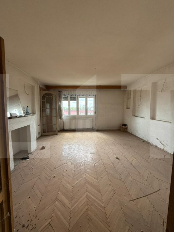 Penthouse de vanzare, cu 6 camere, 317 mp, zona centrala