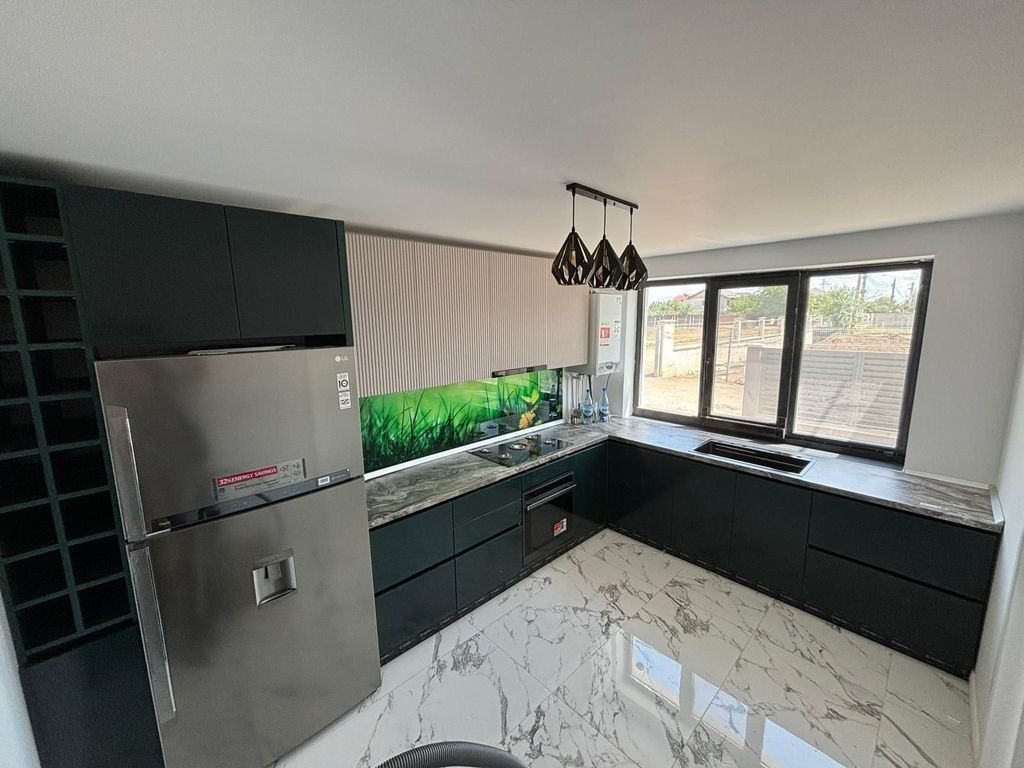 Casa superba P+1 zona Arcasilor,3 dormitoare,1 living,2 b...