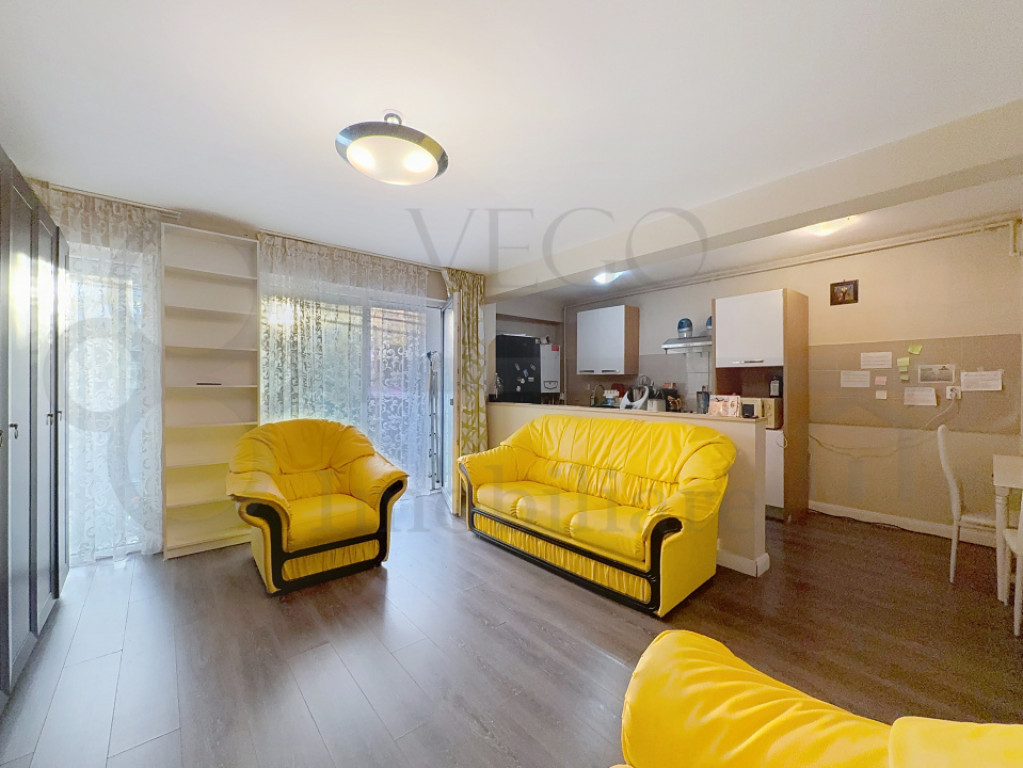 2 camere, 46 mp, loc parcare, balcon, aproape de Centru!