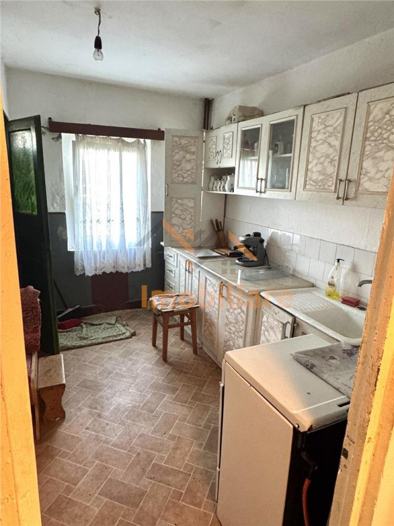 APARTAMENT CU 4 CAMERE,VOIVOZI