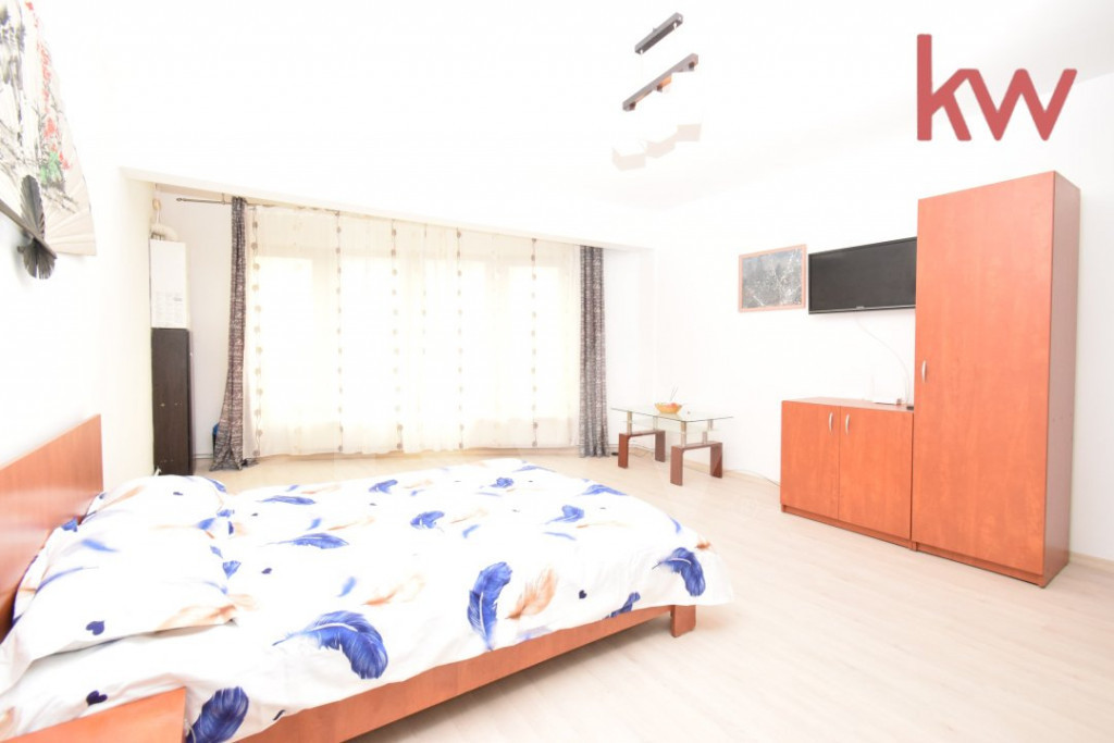 Garsoniere de inchiriat 1 Mai - Catargiu- 150 euro si 200 e