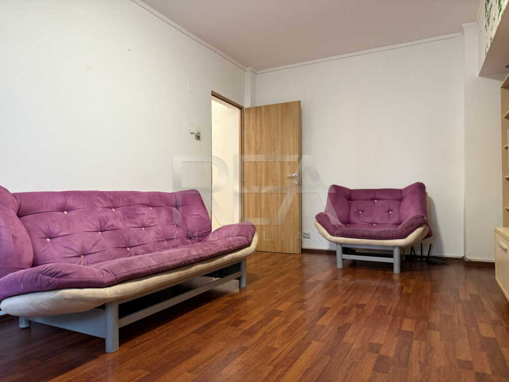 3 Camere Sebastian Cobadin
