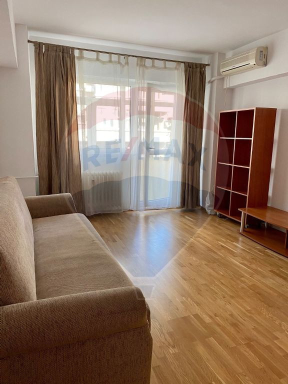 De Închiriat Aptament 3 Camere Metrou Pet Friendly