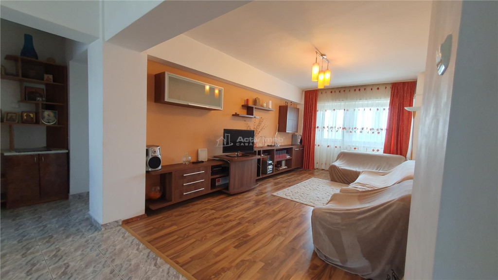 Apartament - 3 camere - 69 mp - Marasesti