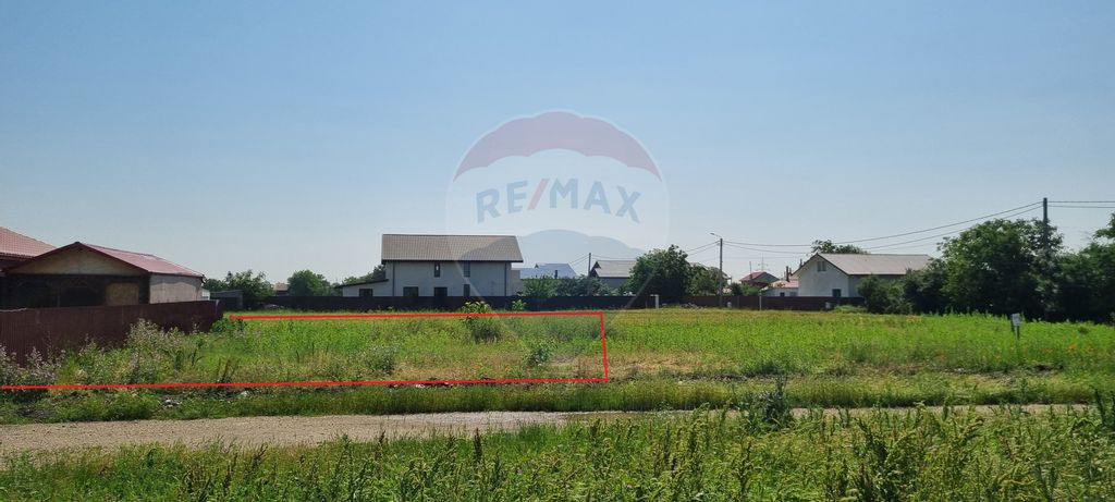 Teren 447mp Focsani / Strada Rovine