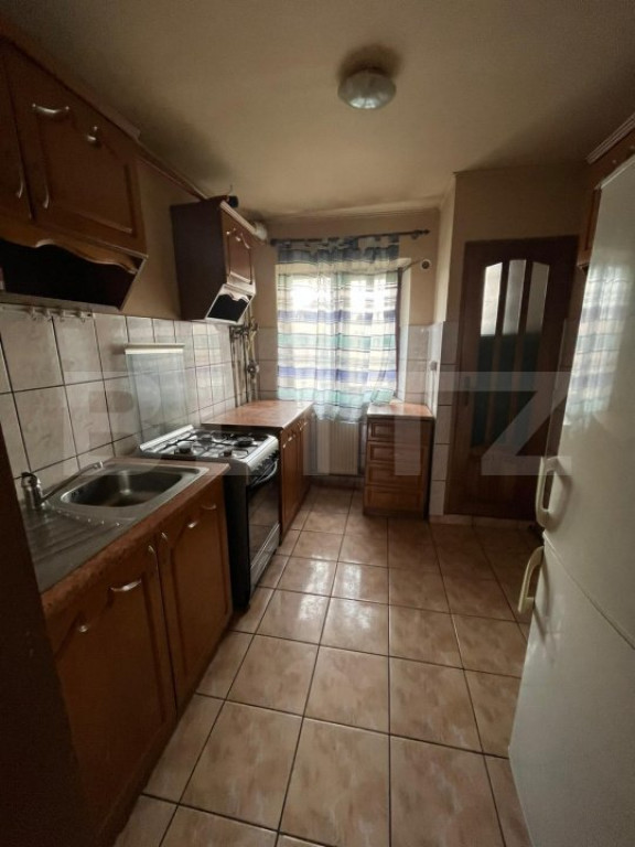 Apartament de vanzare, decomandat, 3 camere, 60 mp, Micro 3