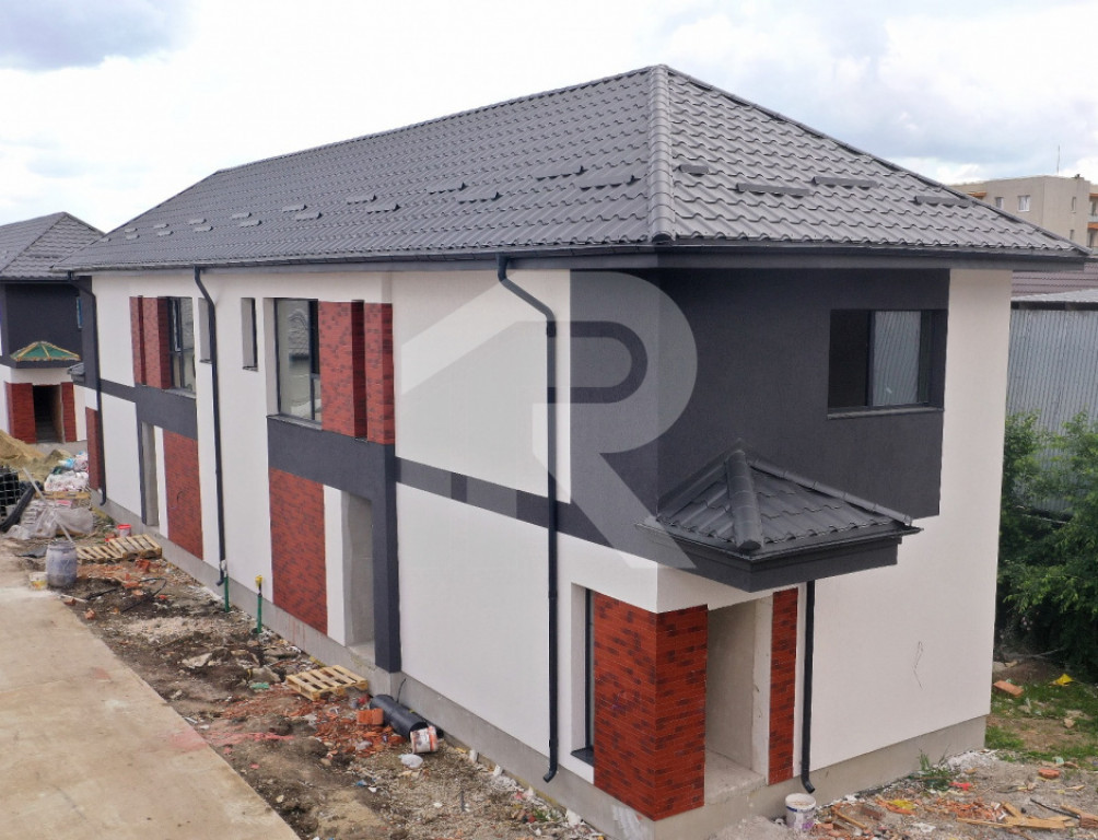 Apartament 2 camere in vilă cu grădină 60 mp și 2 locuri