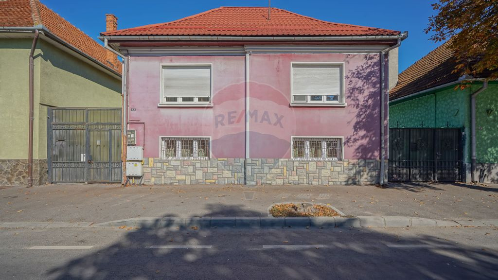 Casă individuală | Spațiu de birouri | Pretabil Spați...