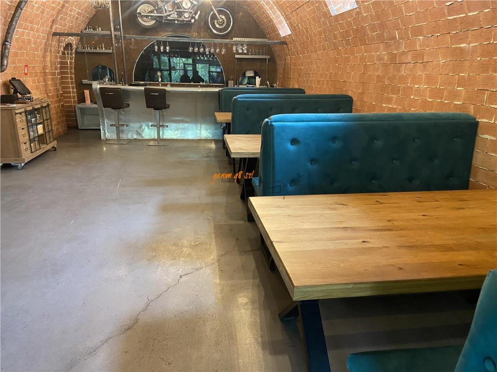 Spatiu comercial situat in zona sat Petresti , actual restau