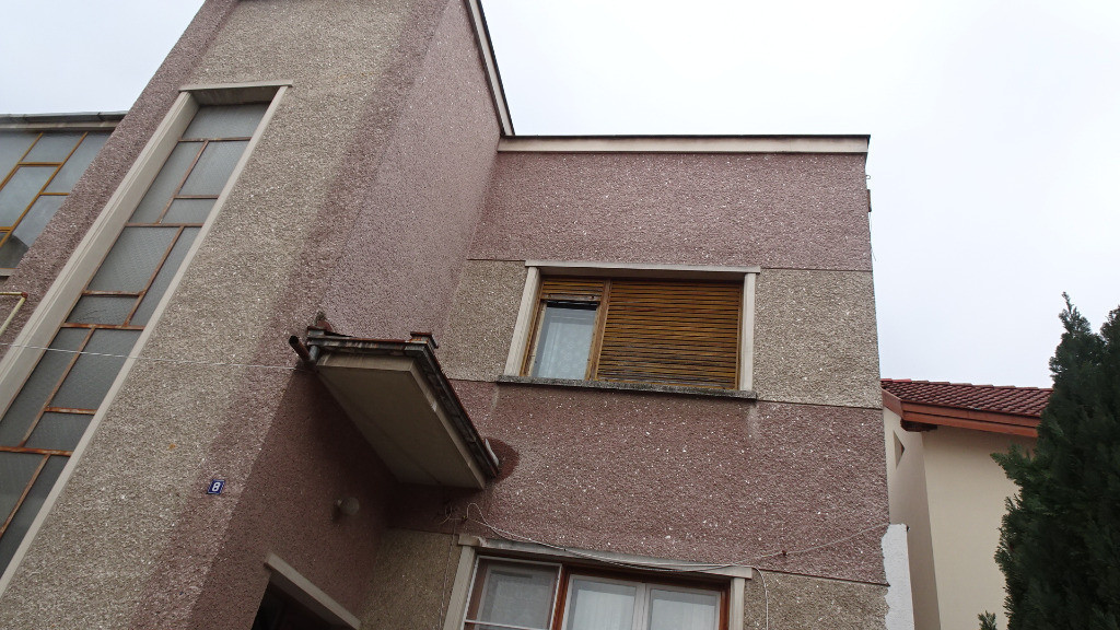 Vand apartament cu 4 camere cu garaj si beci in duplex in Deva,