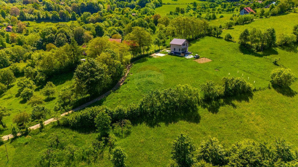 Teren intravilan 1000 mp, Sohodol – Bran | Priveliște ...