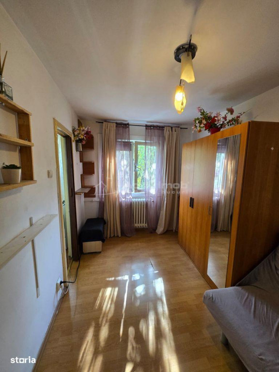 Piata Alba Iulia - garsoniera - mobilata si utilata