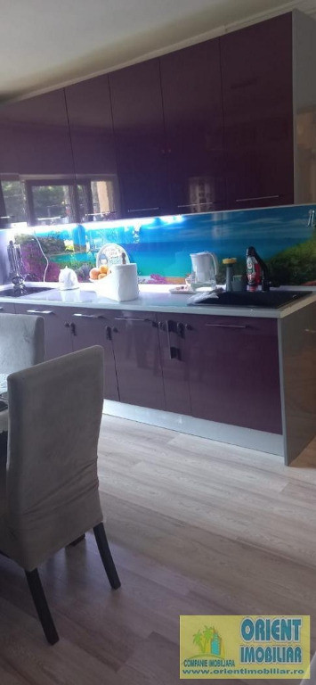 Inel 2, Dezrobirii, 3 camere, decomandat, 74mp, gaze, parter