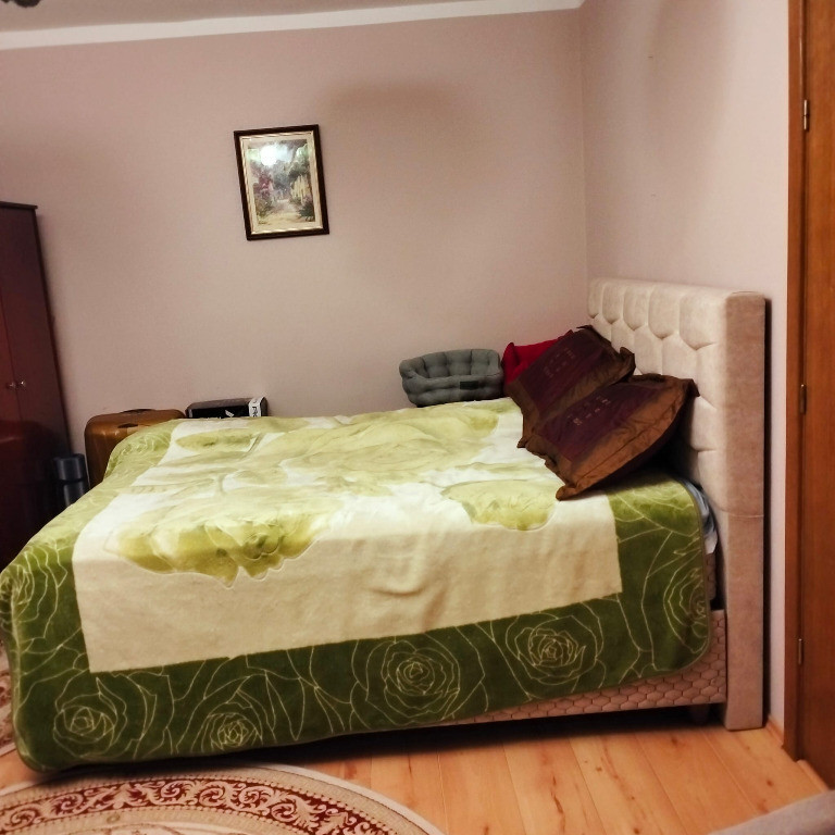 Apartament 2 camere,decomandat - zona Craiter