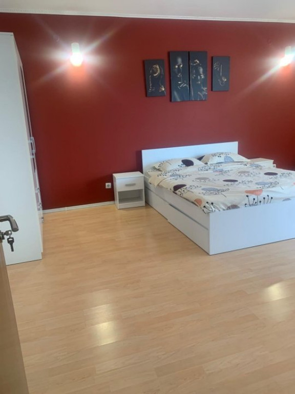 Apartament 2 camere, decomodat, zona BRESTEI langa Promenada