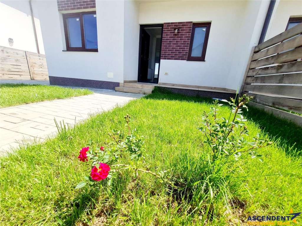 Refugiu verde la 15 minute de Brasov, duplex luminos, curte