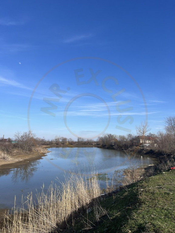 Teren intravilan 3240 mp in Oarja - Arges, stradal, 81 m des