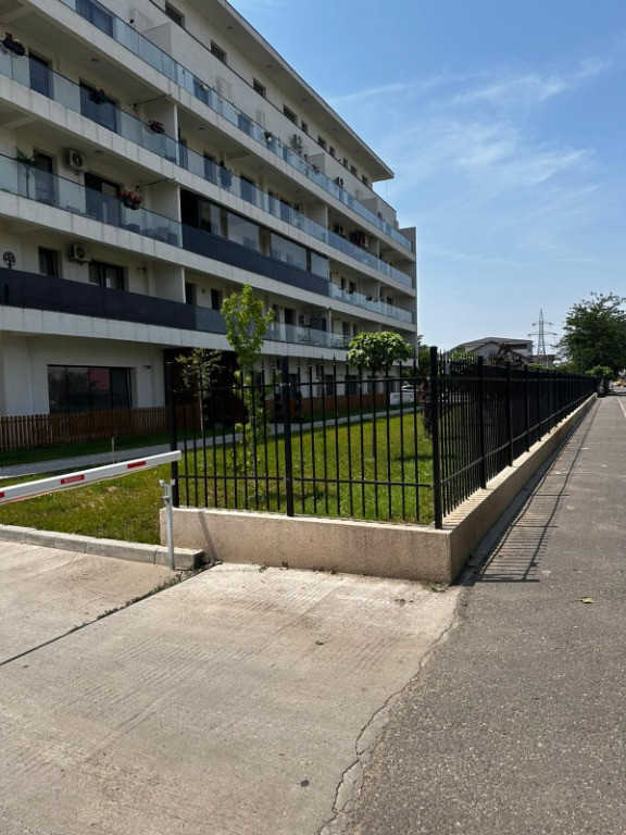 Com. Rosu,Cheajna, Apartament 2 camere,Parter. Nemobilat!