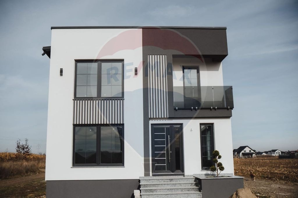 Casă de vanzare in Radauti pe str Horodnicului