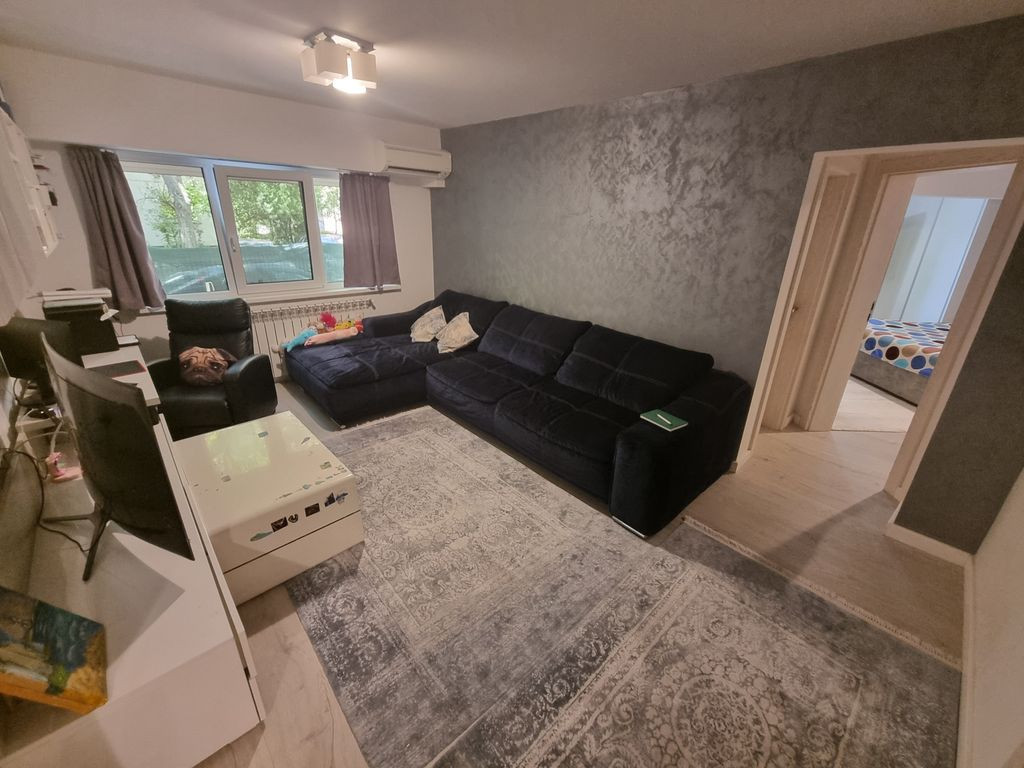 Apartament 3 camere zona Dacia