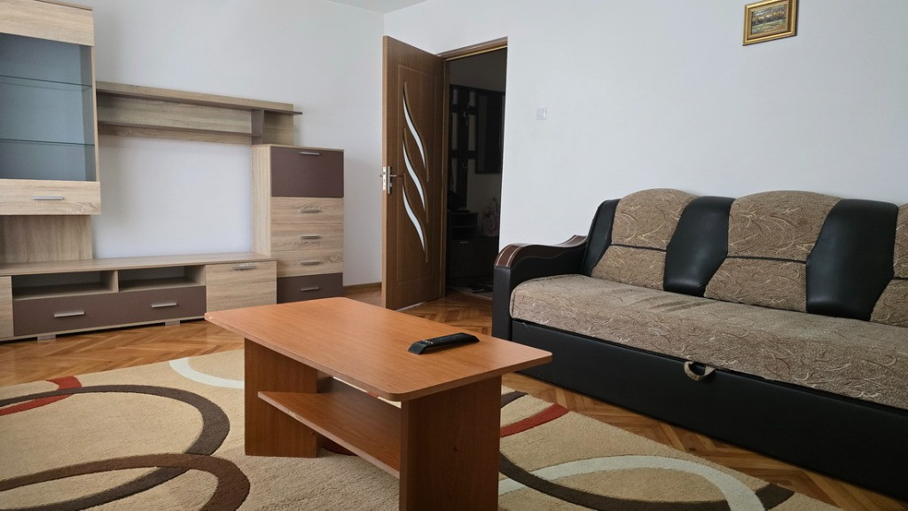 Apartament 2 camere in Deva, zona ultracentrala- Creanga et 2