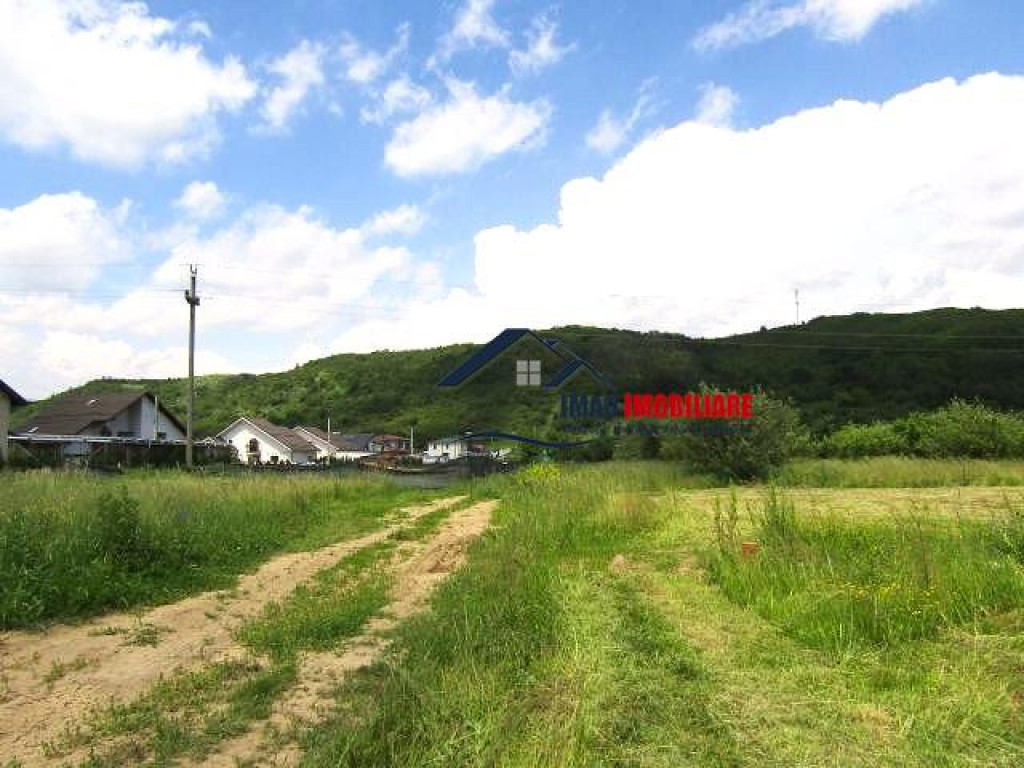 Lotul perfect, intre case! Teren intravilan in Targoviste V