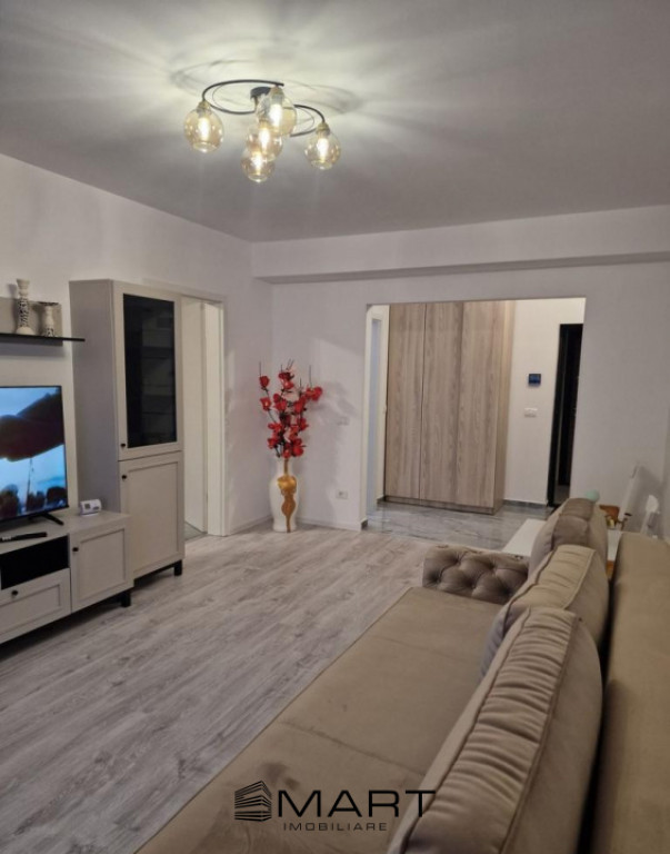 Apartament 2 camere decomandate zona Tractorul