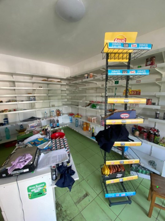 Spatiu comercial de inchiriat, 30 mp, zona exterior est