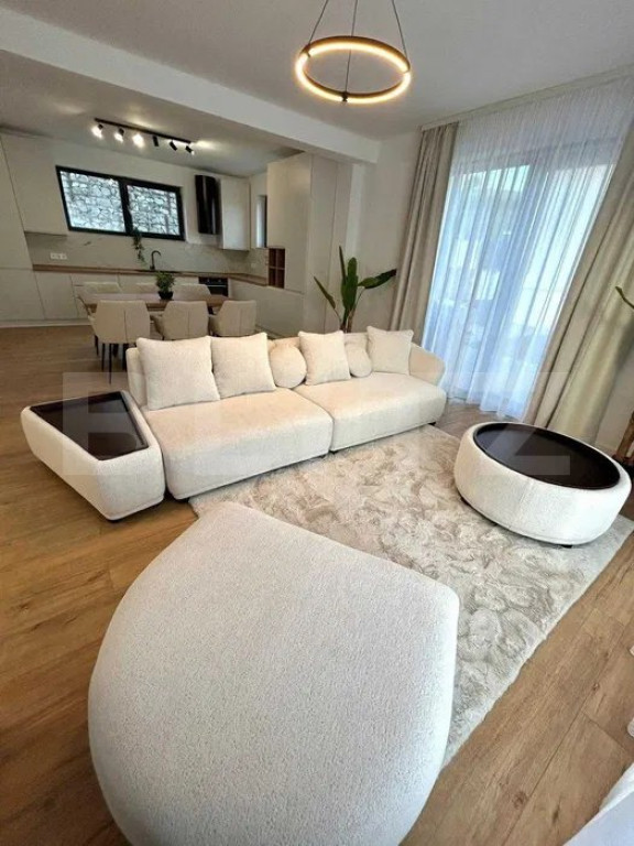 Casa Individuala 4 camere , 140mp, garaj, Zona Baciu