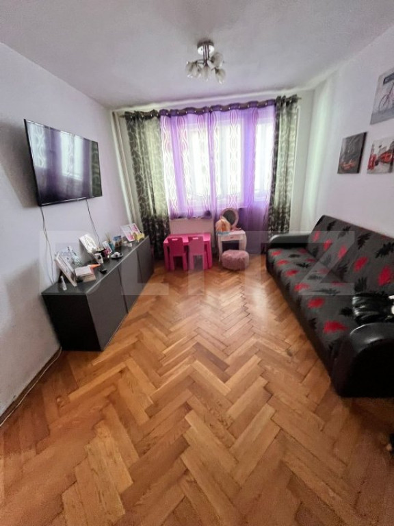Apartament de vânzare, cu 2 camere, 47 mp, zona Bulevardul
