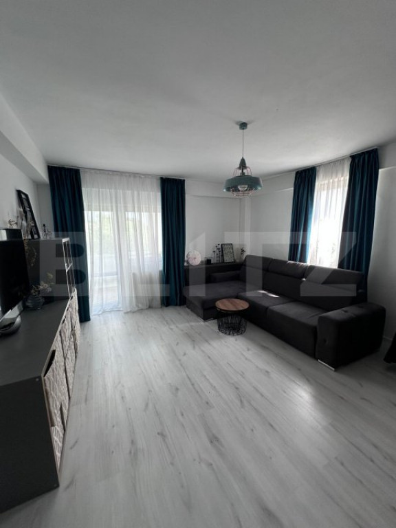 Apartament 3 camere, 100mp totali, et 3, Radauti