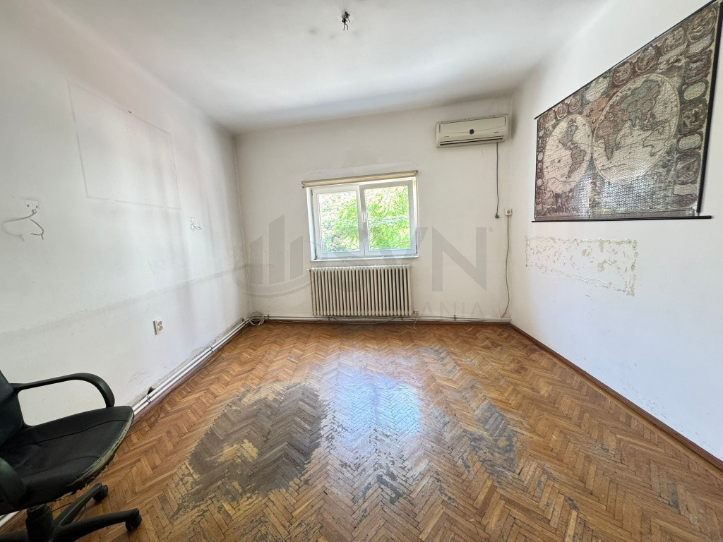 Apartament 4 camere I Palatul Parlamentului