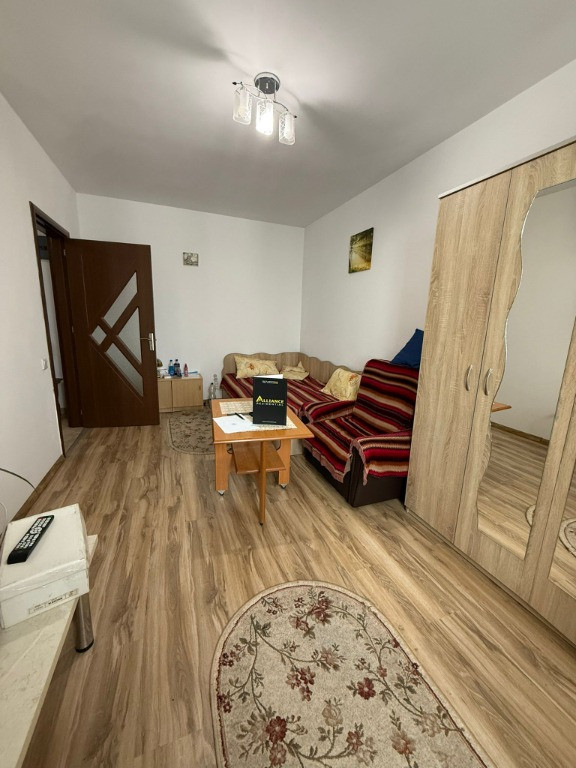 Metalurgiei - garsoniera cu parcare