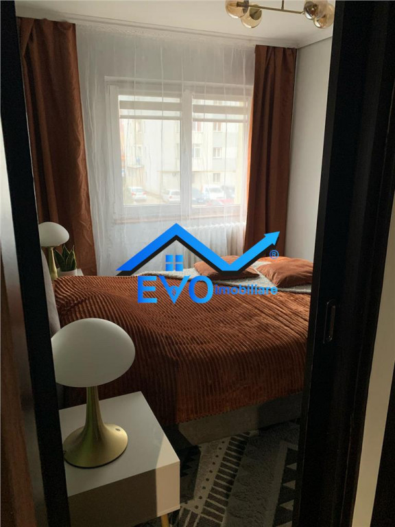 Apartament cu 2 camere,Etaj intermediar ,Pacurari , Apha Ban