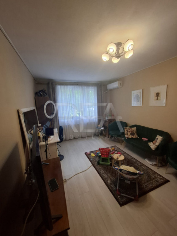 3 camere P/8, Gorjului, Str. Odgonului.