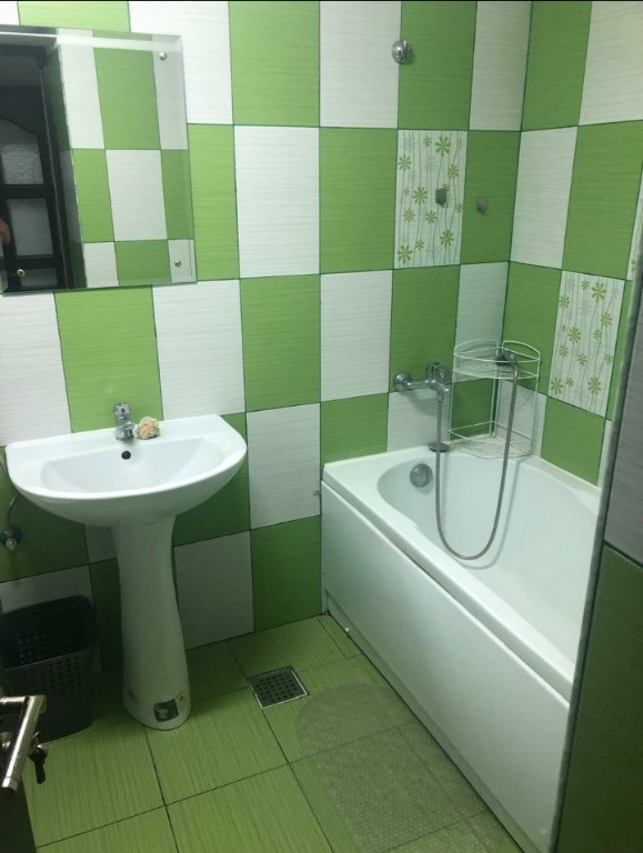 Apartament cu 2 camere decomandate Zona George Enescu